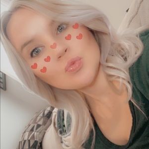 Meet your Posher, Christy